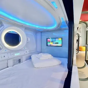 Atypicap Capsule Capsulehotel Puerto de la Cruz (Tenerife)